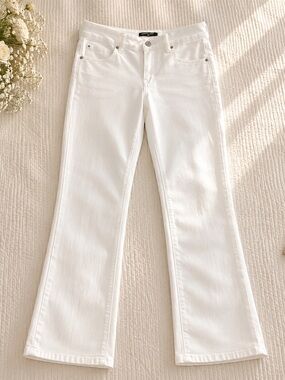 Fidelity Women's Straight Leg White Jeans